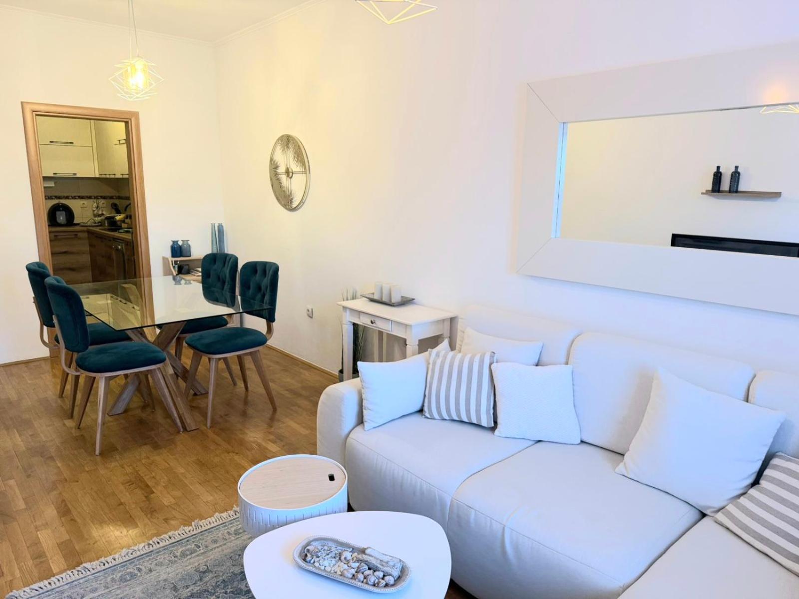 Agua Mare Apartment Budva Eksteriør bilde
